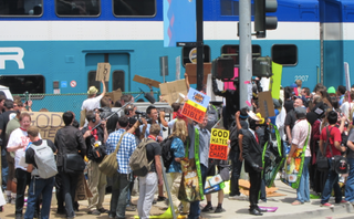 Illustration for article titled The SDCC "God Hates Fags" counterprotest had the best, nerdiest signs ever